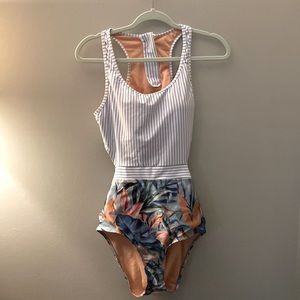 Molybell one piece swimsuit - NWT